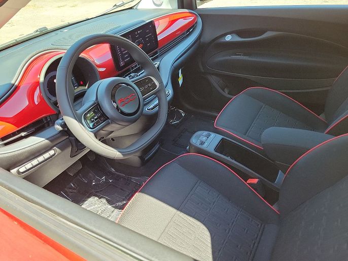 2024 Fiat 500e