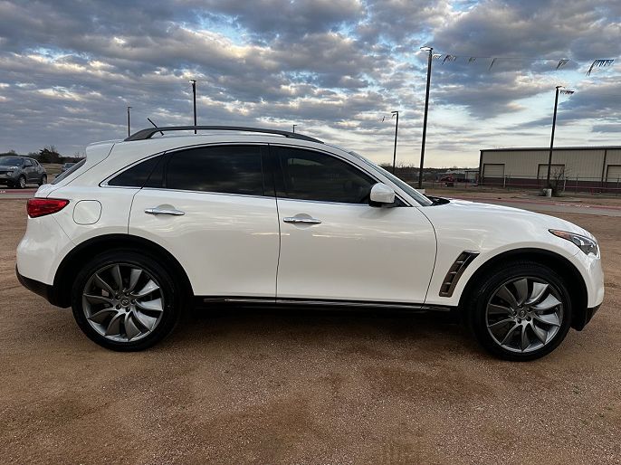 2013 Infiniti FX37
