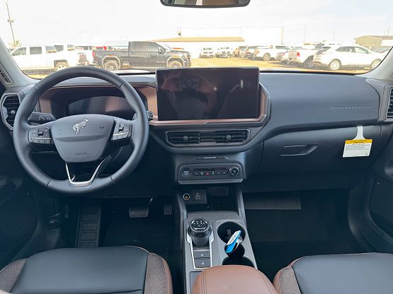 2025 Ford Bronco Sport Outer Banks photo 11