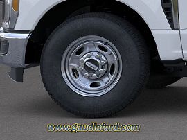2025 Ford F-250