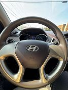 2012 Hyundai Tucson GL image 19