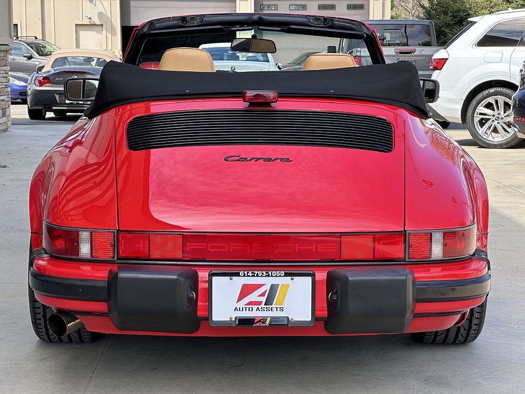 1988 Porsche 911 Carrera image 3