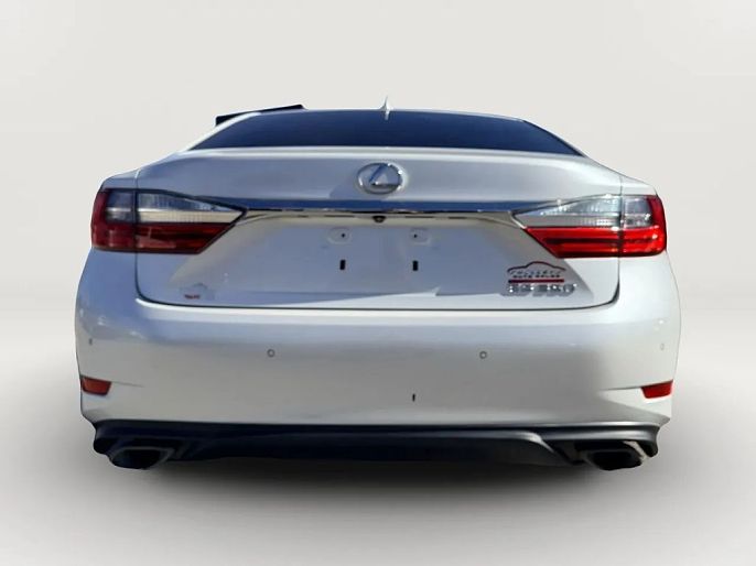 2018 Lexus ES