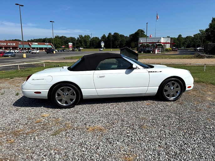 2003 Ford Thunderbird