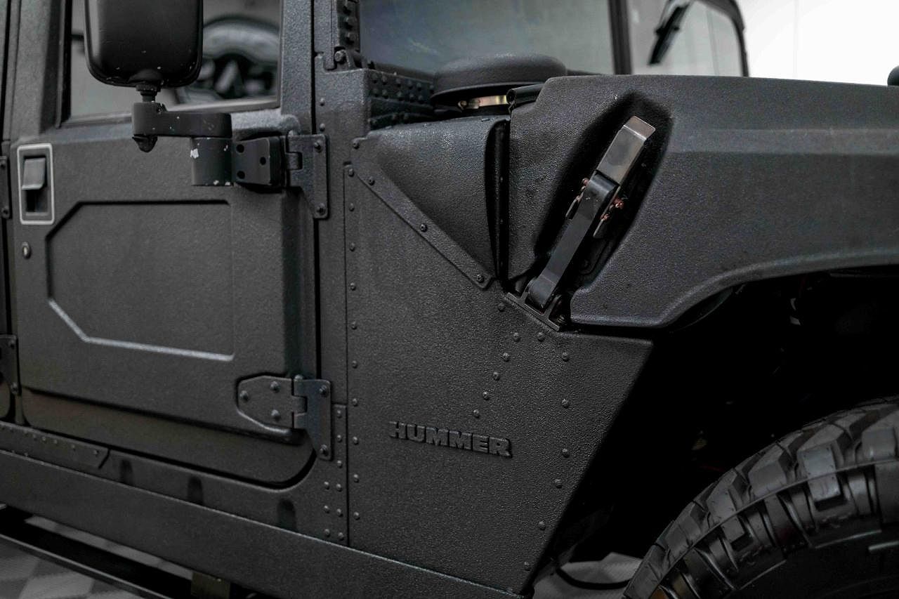 1999 AM General Hummer