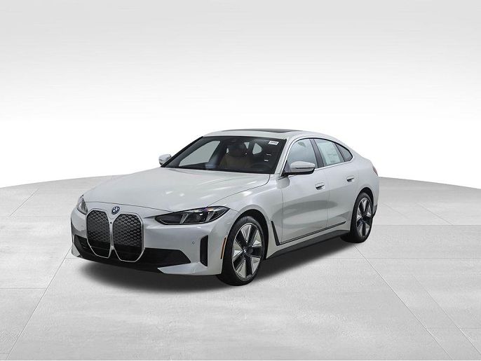 2025 BMW i4