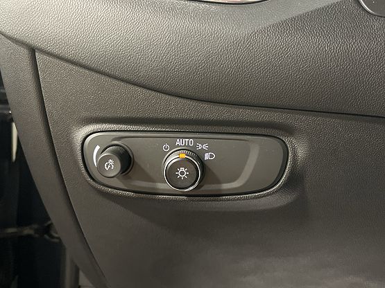 2022 Chevrolet Equinox LT photo 4