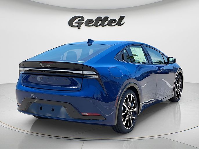 2025 Toyota Prius Plug-in