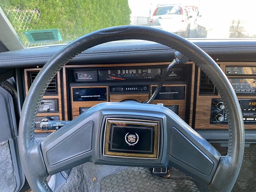 1985 Cadillac Eldorado null image 10