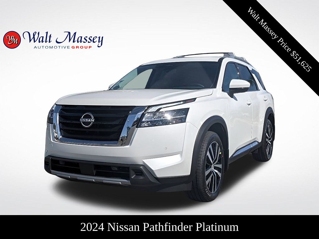 2024 Nissan Pathfinder Platinum image 3