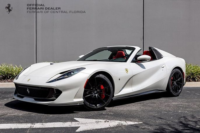 2021 Ferrari 812 GTS