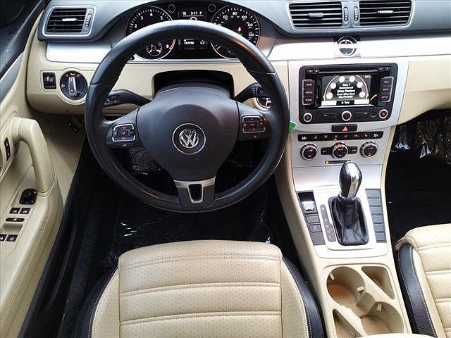 2014 Volkswagen CC Sport image 4