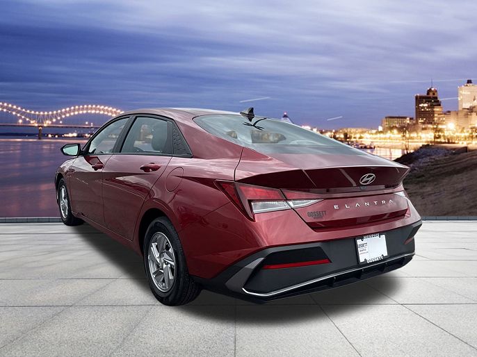 2024 Hyundai Elantra