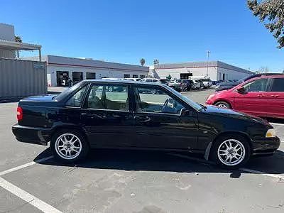 2000 Volvo S70