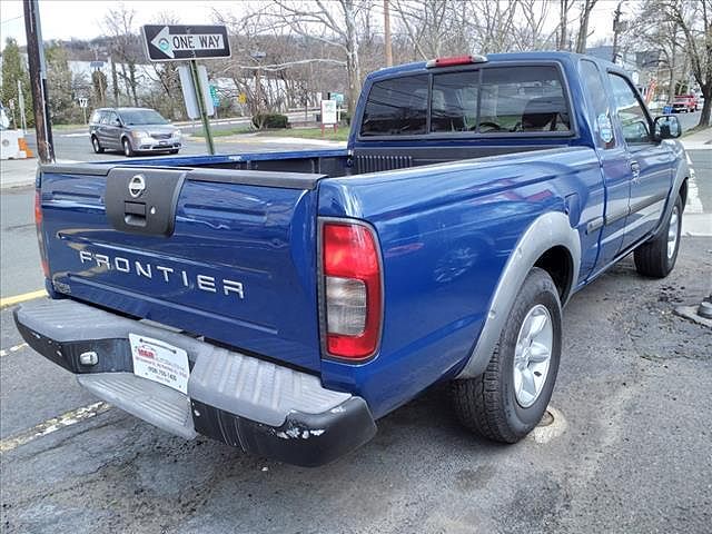 2002 Nissan Frontier XE image 4