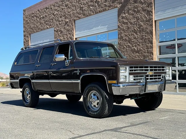 1985 Chevrolet Suburban 20