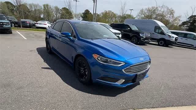 2018 Ford Fusion SE image 2