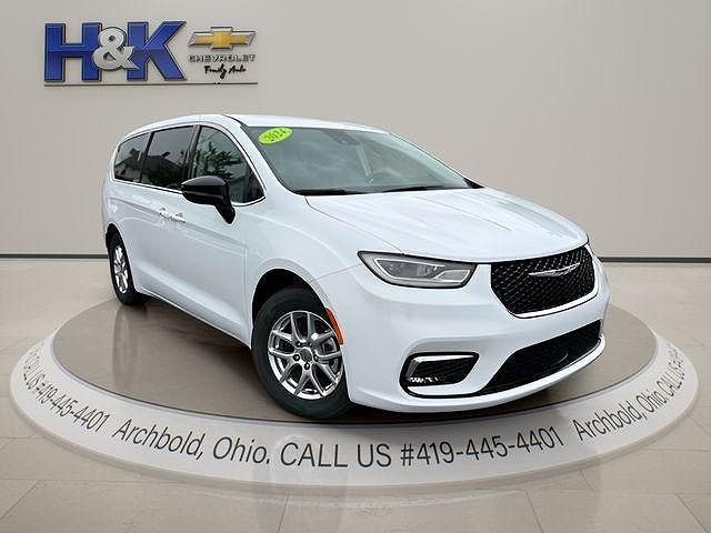 2024 Chrysler Pacifica