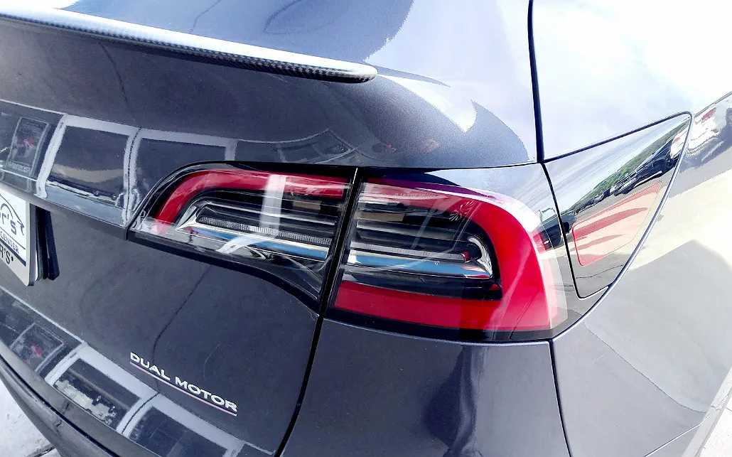 2023 Tesla Model Y Performance image 5