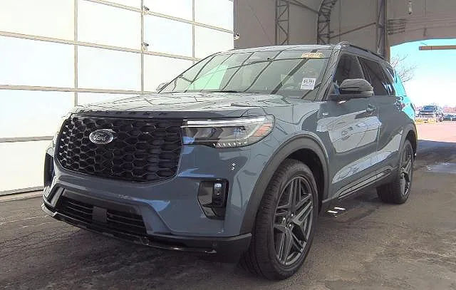 2025 Ford Explorer