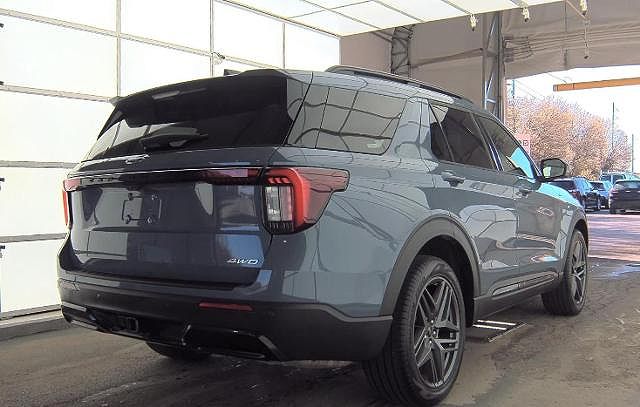 2025 Ford Explorer