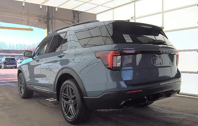 2025 Ford Explorer