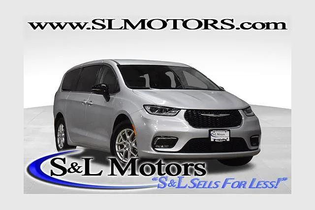 2024 Chrysler Pacifica