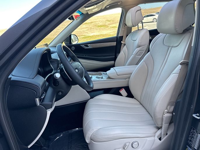 2023 Genesis GV80