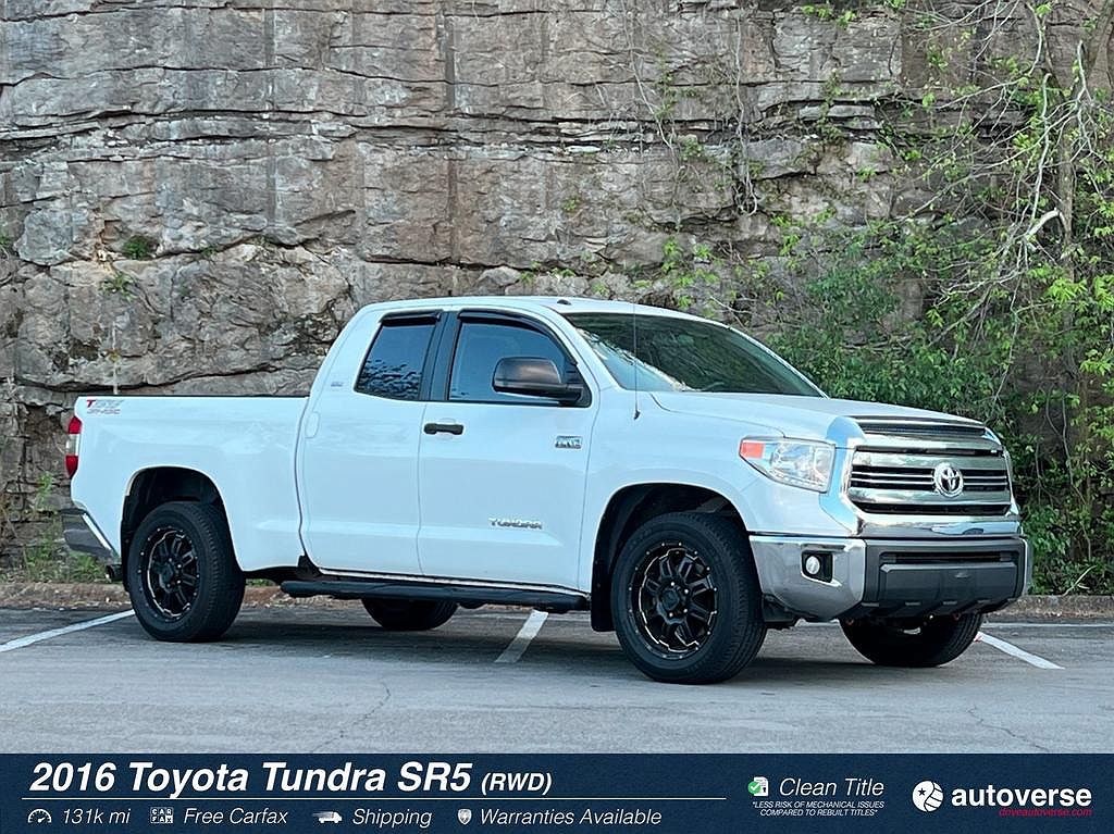 2016 Toyota Tundra SR5 image 0
