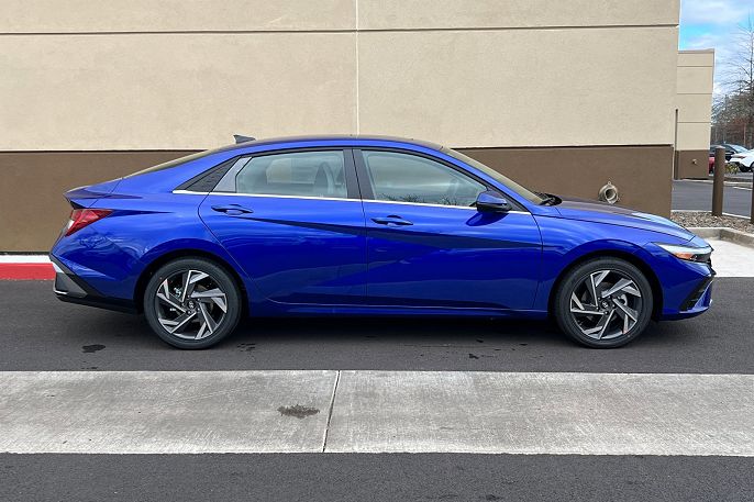 2025 Hyundai Elantra