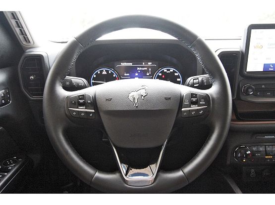 2024 Ford Bronco Sport Outer Banks photo 5