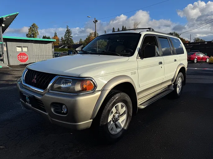 2000 Mitsubishi Montero Sport