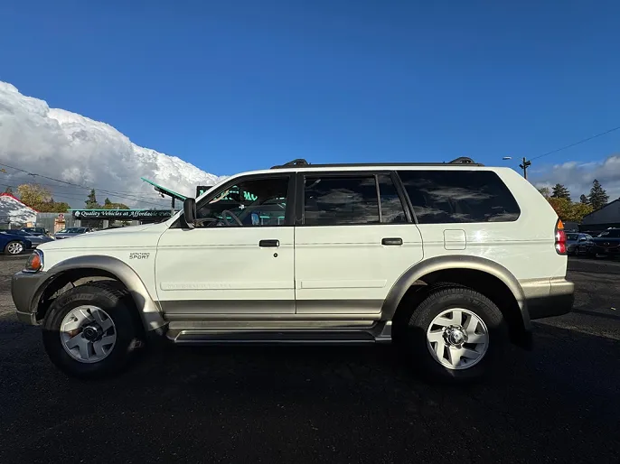 2000 Mitsubishi Montero Sport