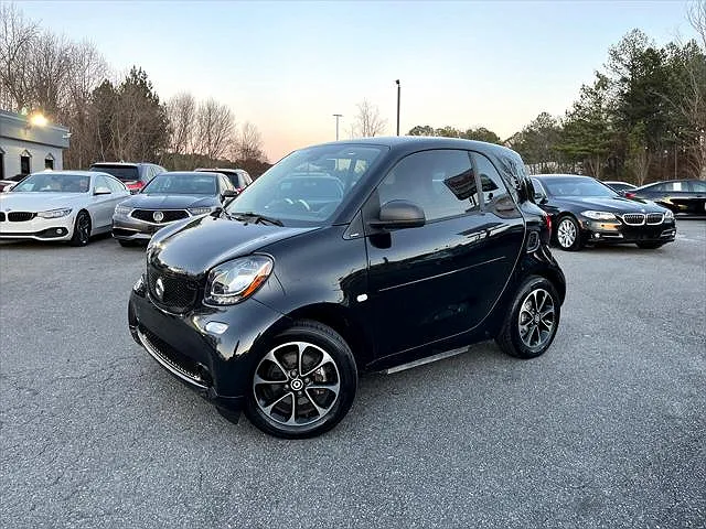 2017 Smart Fortwo Passion image 0