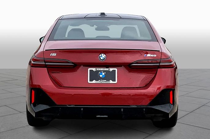 2025 BMW i5