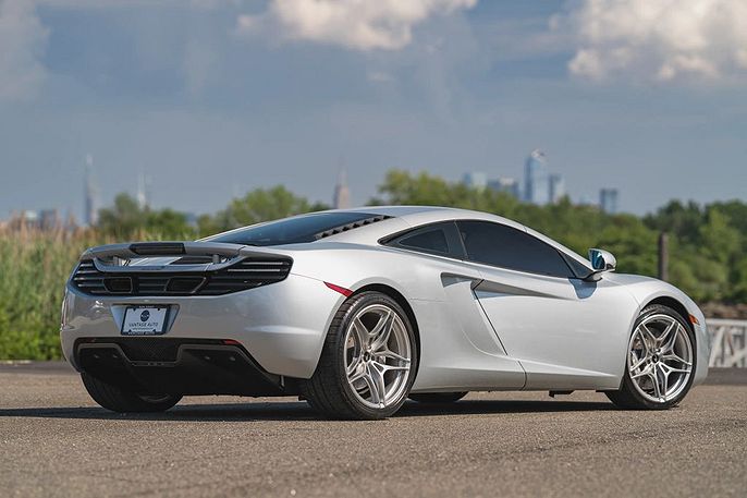 2012 Mclaren MP4-12C