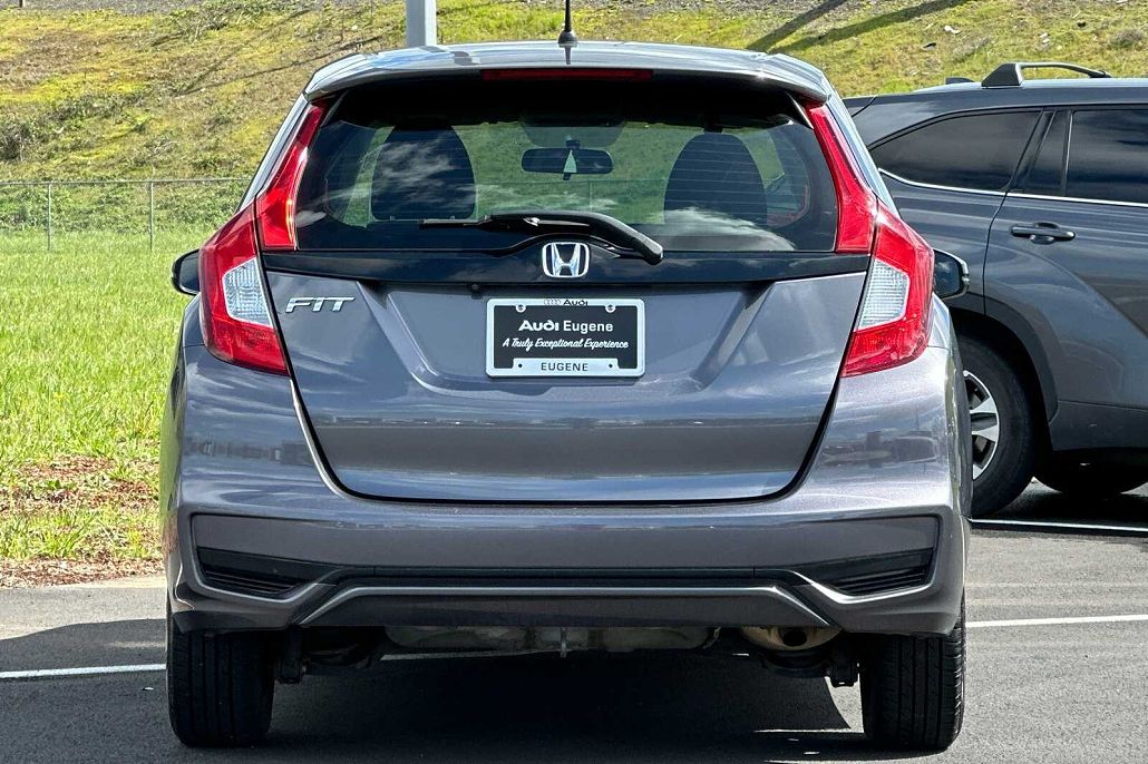 2018 Honda Fit LX image 4