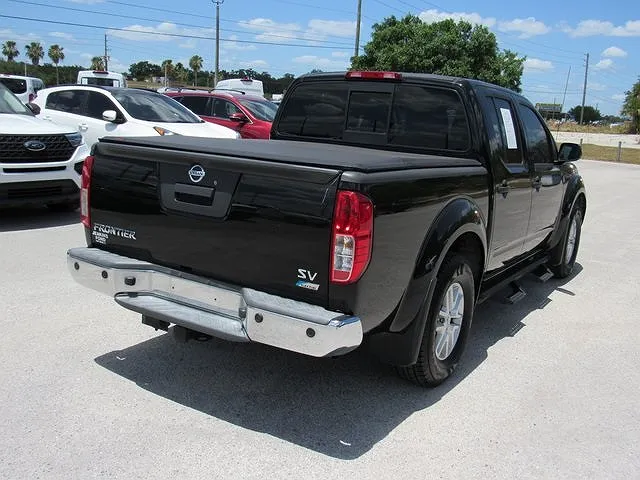 2017 Nissan Frontier SV image 2