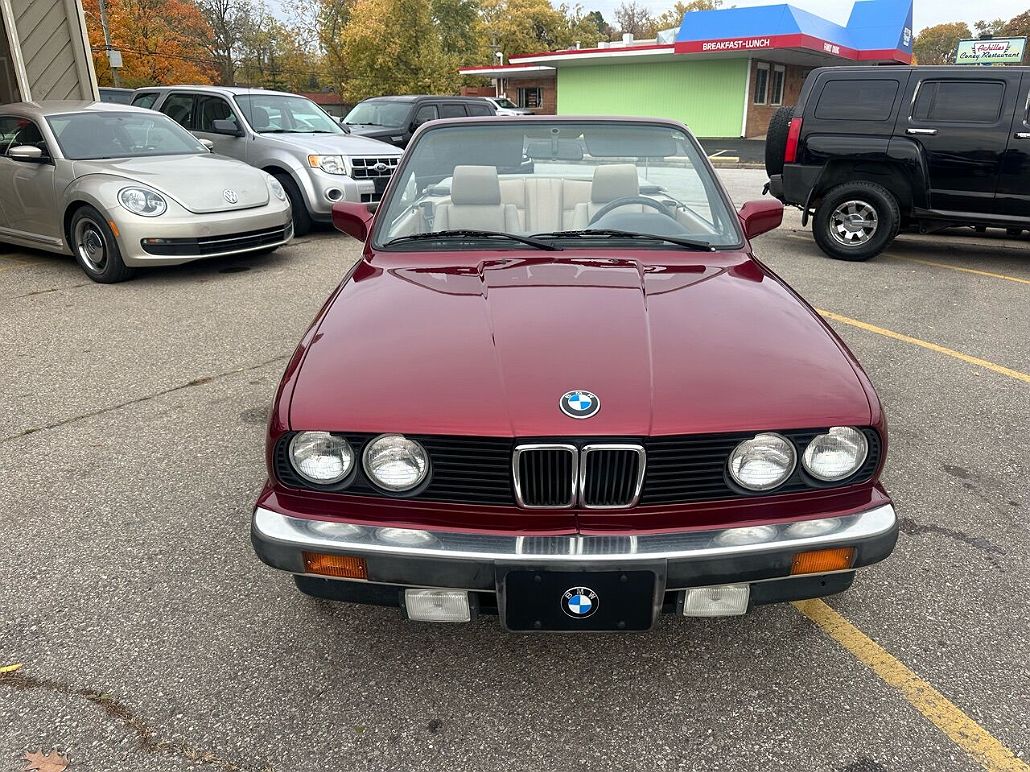 1991 BMW 3 Series 325ic image 3