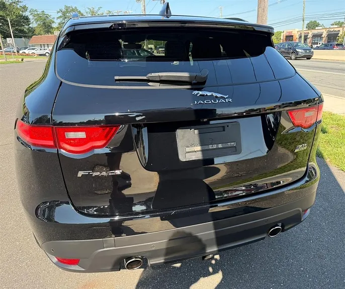 2019 Jaguar F-Pace
