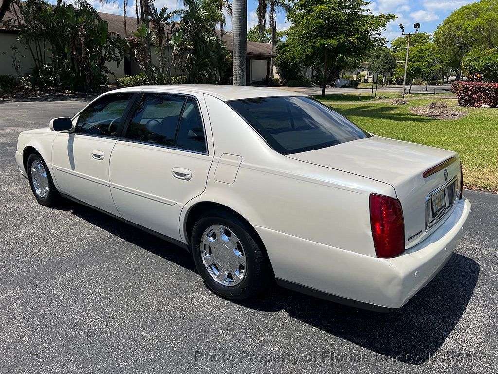 2001 Cadillac DeVille null image 2