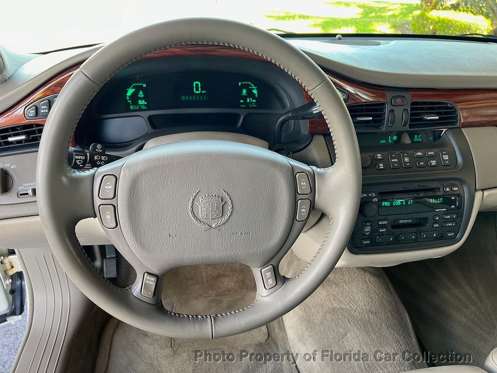 2001 Cadillac DeVille null image 56