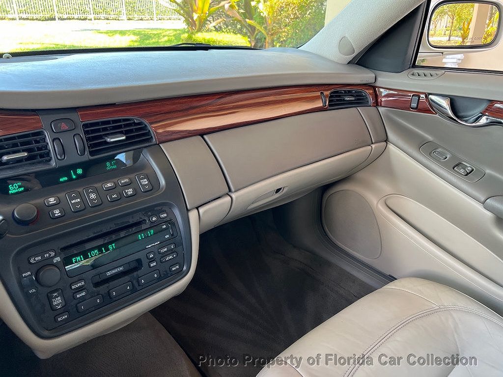 2001 Cadillac DeVille null image 73