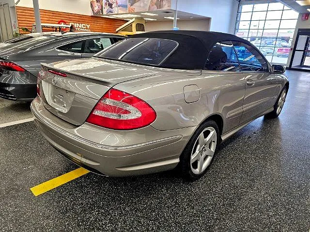 2005 Mercedes-Benz CLK