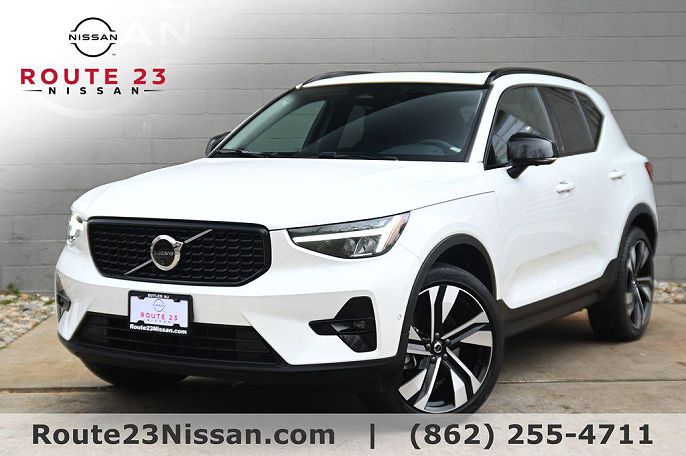 2024 Volvo XC40