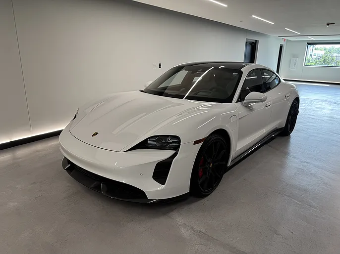 2024 Porsche Taycan