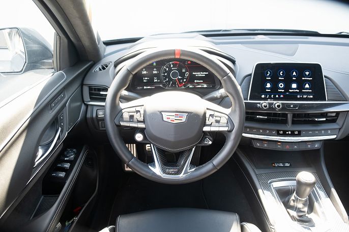 2022 Cadillac CT4
