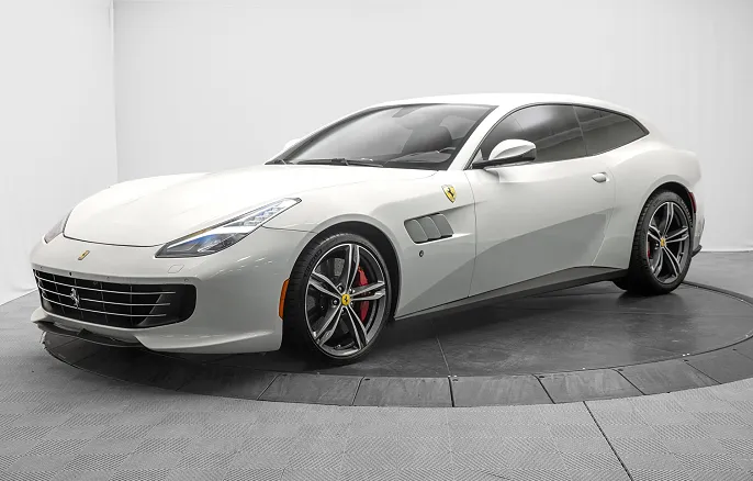 2019 Ferrari GTC4Lusso