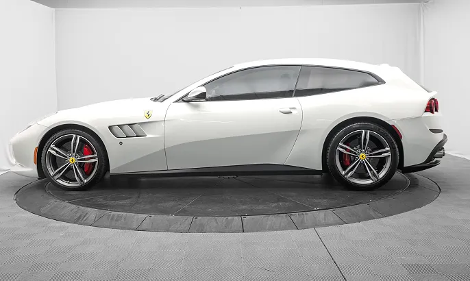 2019 Ferrari GTC4Lusso
