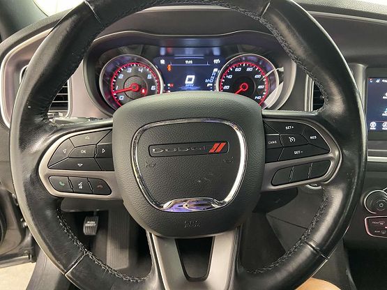 2021 Dodge Charger SXT photo 10